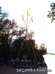 Площадка с "копьями" возле памятника Сагайдачному  Достопримечательности Киева - Памятники, барельефы  (194)