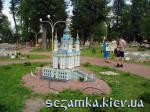 Андреевская церьковь Табличка с описанием Парк "Киев в миниатюре"