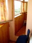 Двойной балкон Комната (двухспальная кровать) посуточно двухкомнатная Дарница в Киеве