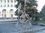 Правая часть композиции Памятник Независимости Украины  Достопримечательности Киева - Памятники, барельефы  (194)