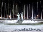 Вид памятника зимой Мемориал в парке Победа  Достопримечательности Киева - Памятники, барельефы  (194)