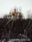 Вид с дома напротив Парафия святых мучеников Адриана и Натальи УПЦ МП  Достопримечательности Киева - Культовые сооружения  (178)