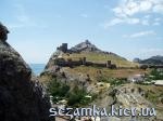 Вид с холмика Генуэзская крепость  Достопримечательности Украины - Архитектурные сооружения  (2)