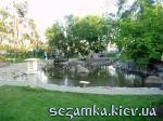 Озеро с мостиком у японской селлы Парк Киото  Достопримечательности Киева - Музеи, выставки, парки  (40)