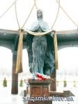 Фотопроба монумента Богородицы Богородица на Троещине  Достопримечательности Киева - Памятники, барельефы  (194)