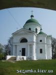 Входя на территорию Михайловская церковь  Достопримечательности Украины - Культовые сооружения  (123)